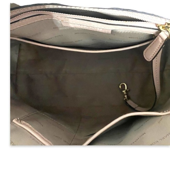 Michael Kors Blush Patent Leather Mercer Chain Dome Satchel - Picture 10 of 13